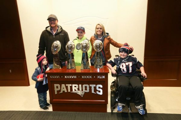 Family-with-Super-Bowl-Trophies-1024x682