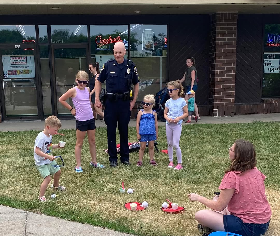 Cone With a Cop event at Scoops